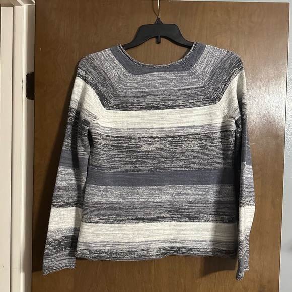 Eddie Bauer Grey Stripe Sweater - Picture 3 of 3